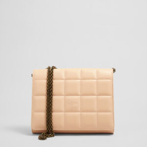 18.22 de Germaine nude